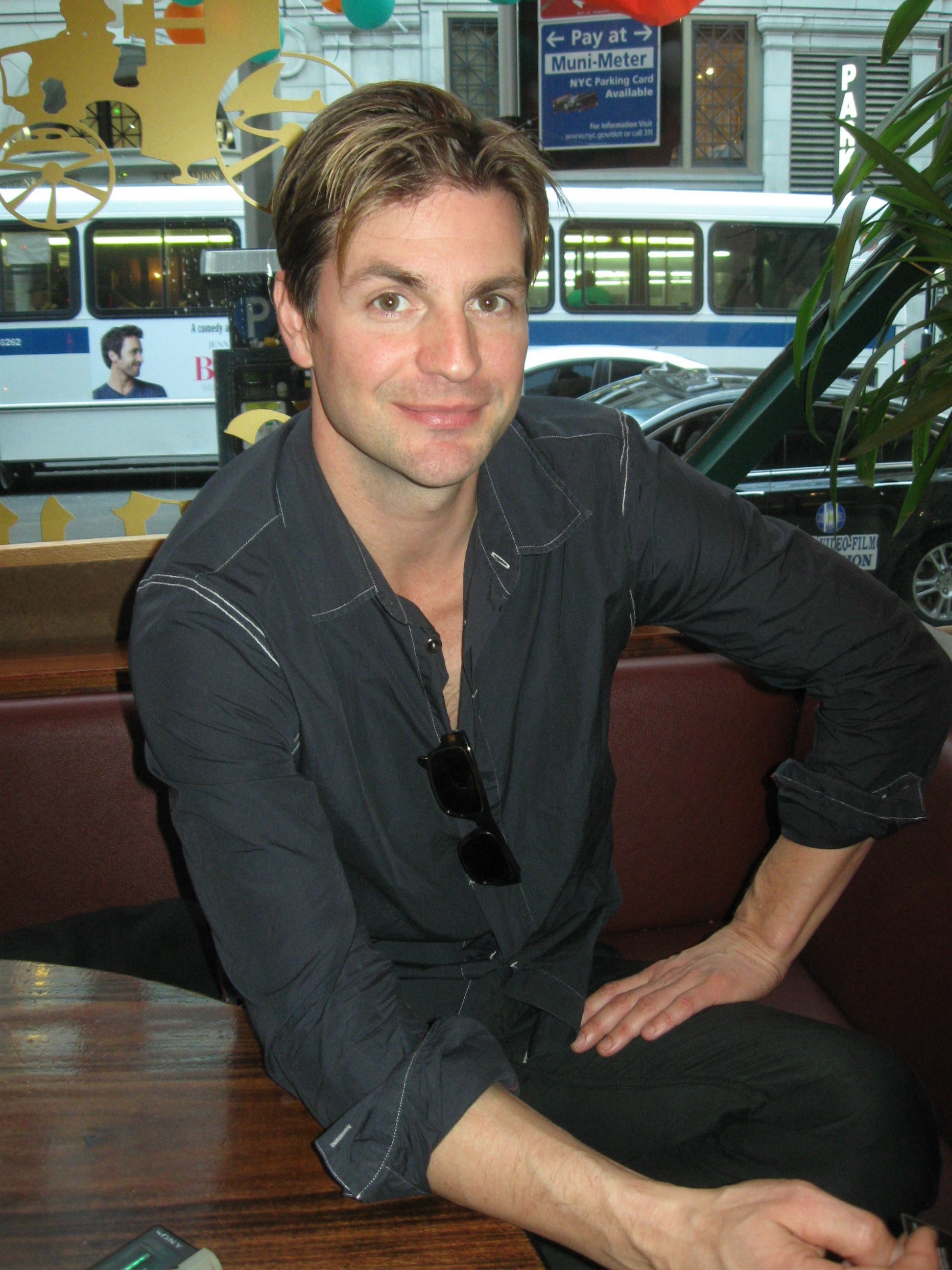 galeharold011 - Harold & Lee Make "Falling For Grace" Worth Falling For!