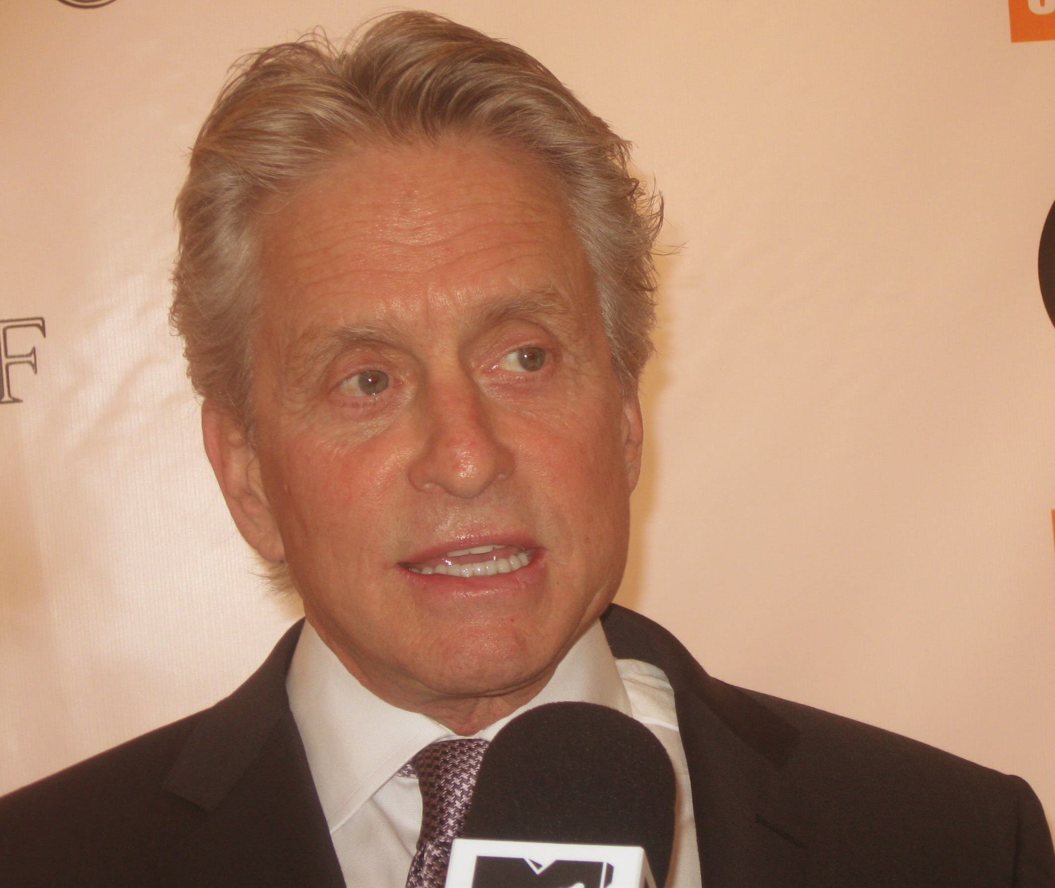 michaeldouglas01 - "SOLITARY MAN" GETS A CHAPLIN!