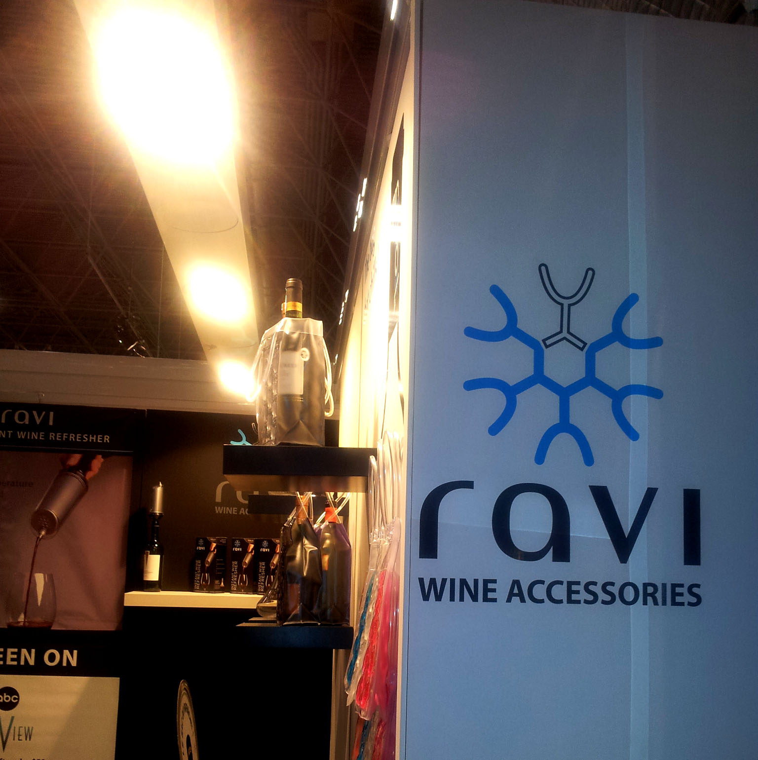 raviwine021 - New York International Gift Fair Shows Off With Innovation & Style!!