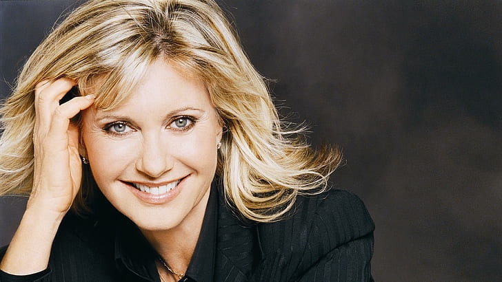 IconicOliviaNewtonJohn - Dame Olivia Newton-John Had It All