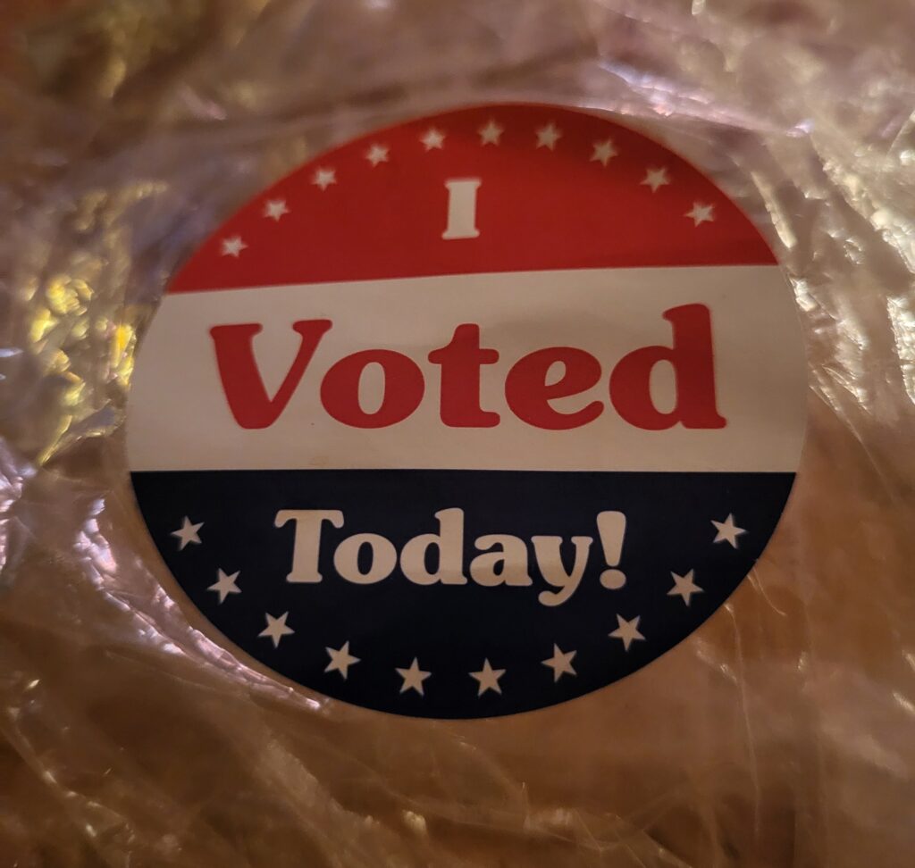 Midterm Elections Bring Out Millions of Early Voters Across the United States 20261029 234430 1024x972 - Midterm Elections Bring Out Millions of Early Voters Across the United States